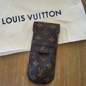 Louis vuitton sunglass case